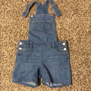 Short overalls